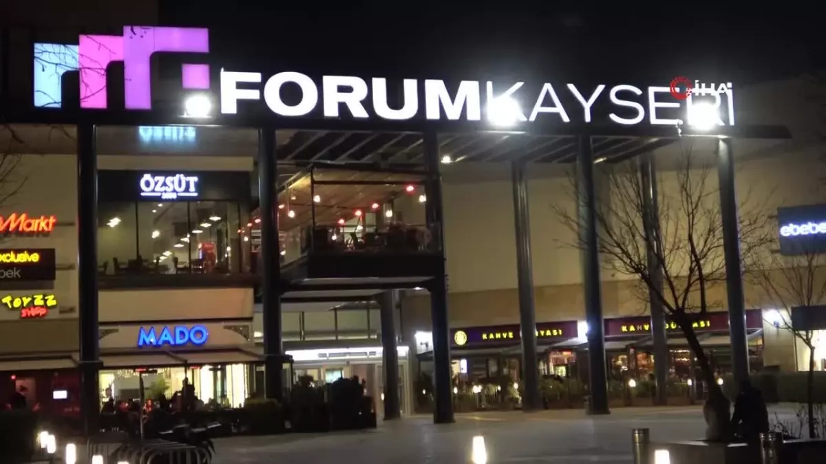 Forum Kayseri\'de 2 polis ve 1 güvenliği yaralayan suç makineleri yakalandı