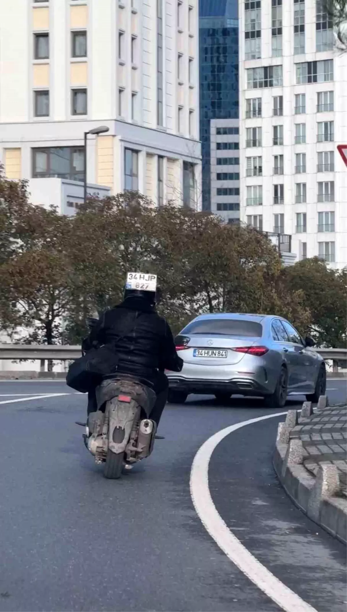 İstanbul\'da Tehlikeli Trafik Anları