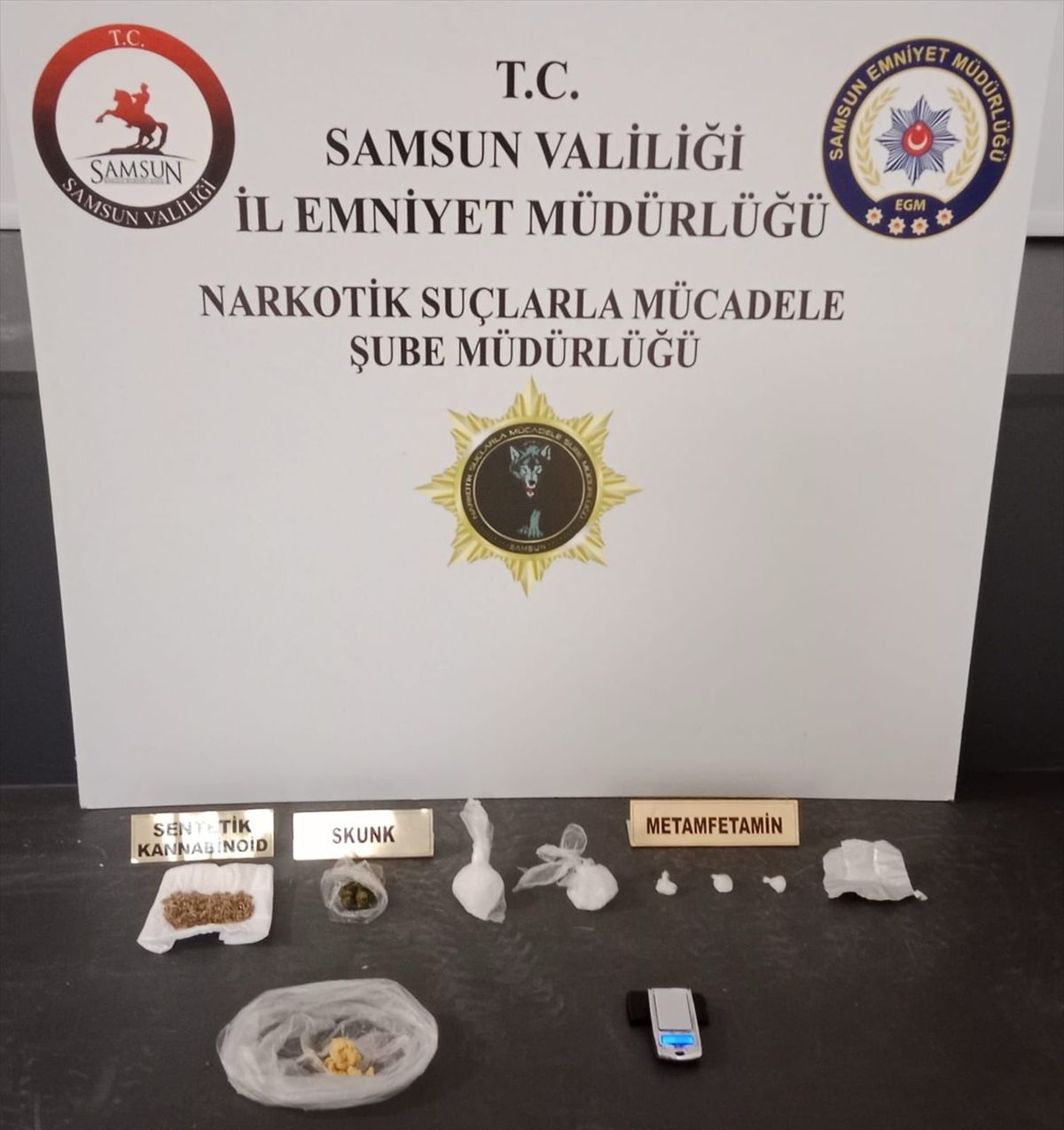 Samsun\'da Uyuşturucu Operasyonu: 3 Gözaltı