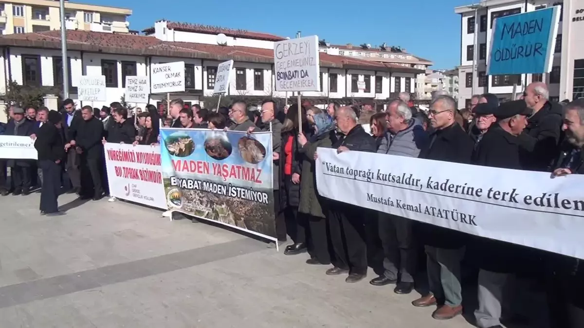 Sinoplular Cengiz Holding Bakır Maden Sahasına Tepki Gösterdi: "Türkiye\'yi Karış Karış Peşkeş Çekiyorlar...Buna Müsaade Etmeyeceğiz"