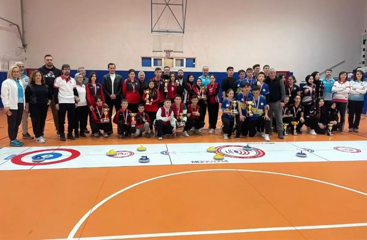 Balıköy Anadolu Lisesi\'nden Curling Başarısı