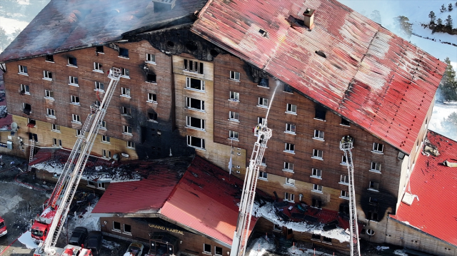 Bolu'da otel yangınında hayatını kaybedenlerin sayısı 66'ya yükseldi