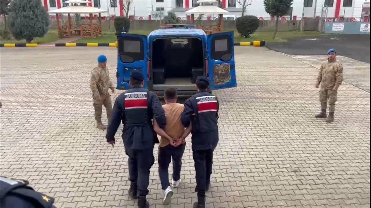 Tekirdağ\'da Kaçakçılık Operasyonu: 8 Gözaltı