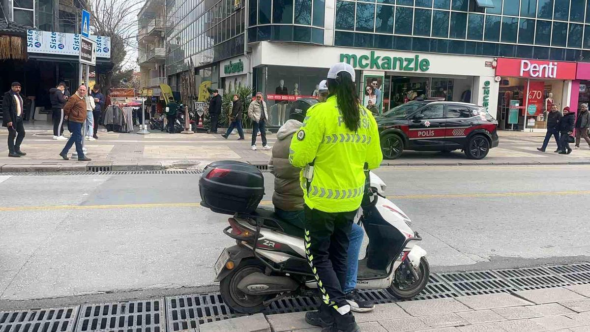 Denizli\'de Trafik Kontrolü: 250 Araca Ceza