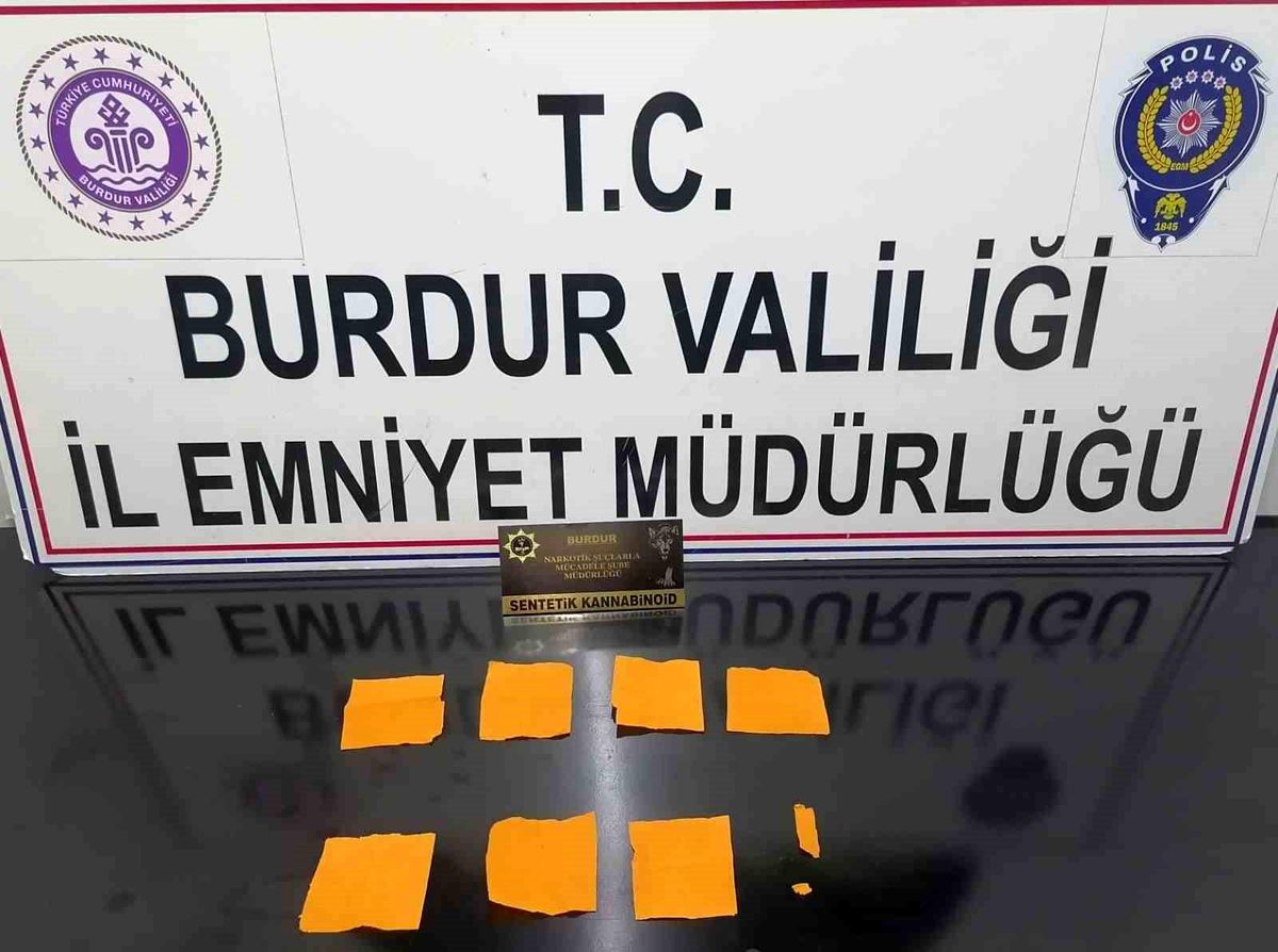 Burdur\'da Uyuşturucu Operasyonu: 3 Tutuklama