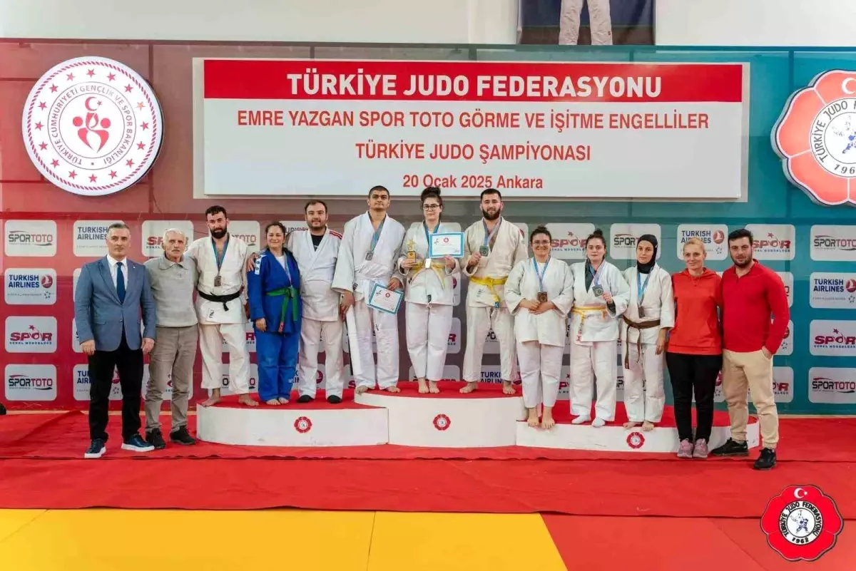 Eskişehirli Engelli Sporculardan Judo Başarısı