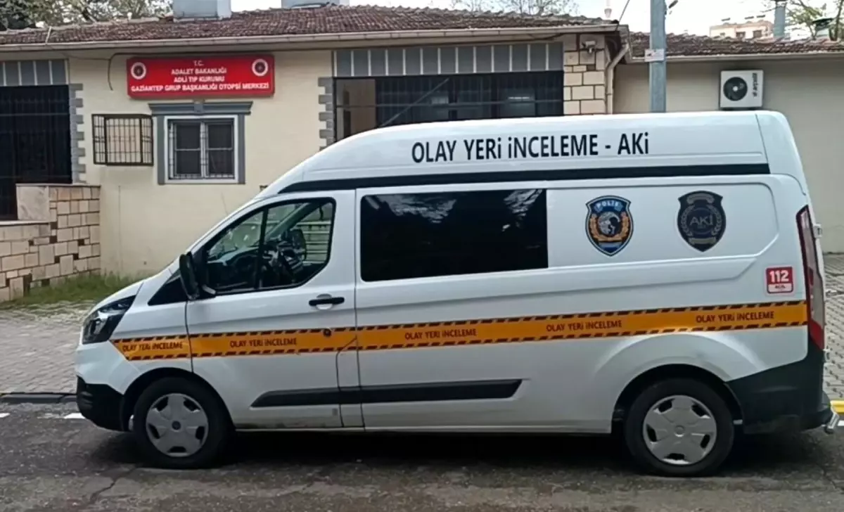 Gaziantep\'te Bıçaklı Saldırı: Bir Genç Hayatını Kaybetti