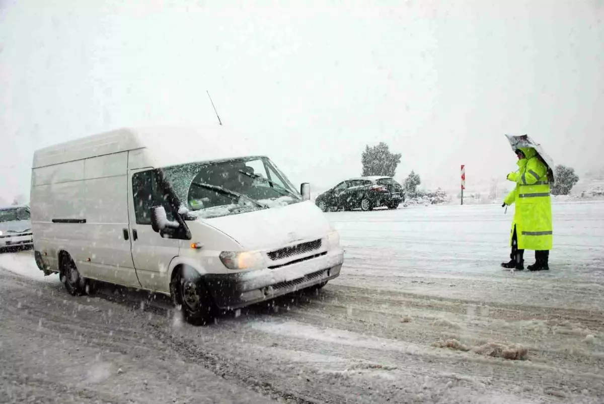 Akseki-Seydişehir Yolu Tırlara Kapandı