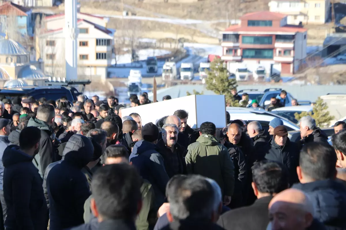 Ruhsatsız Tüfek Kazası: Berat Işık Hayatını Kaybetti