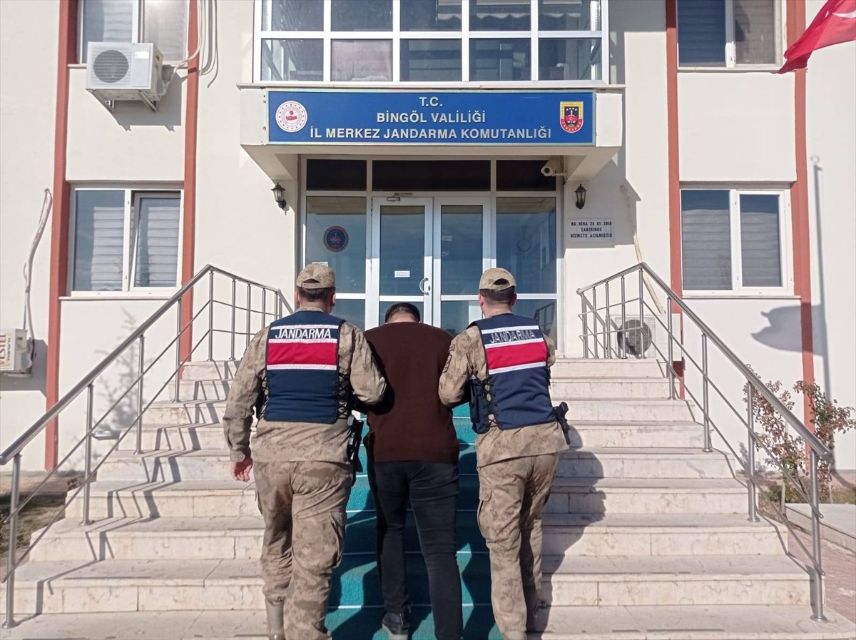 Bingöl\'de 5 Uyuşturucu Şüphelisi Yakalandı