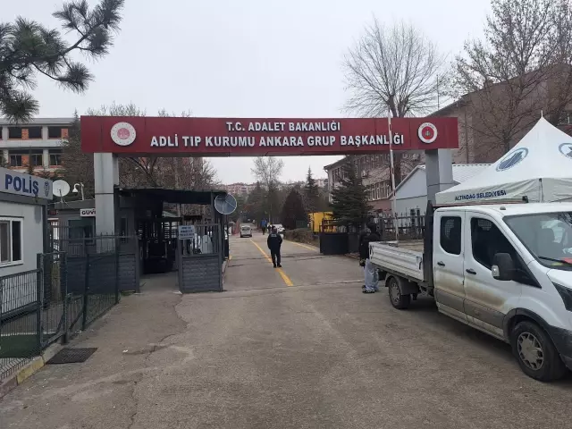 Bir ay önce Grand Kartal Otel'de işe başlamıştı: Aşçı Esra da yangın kurbanı