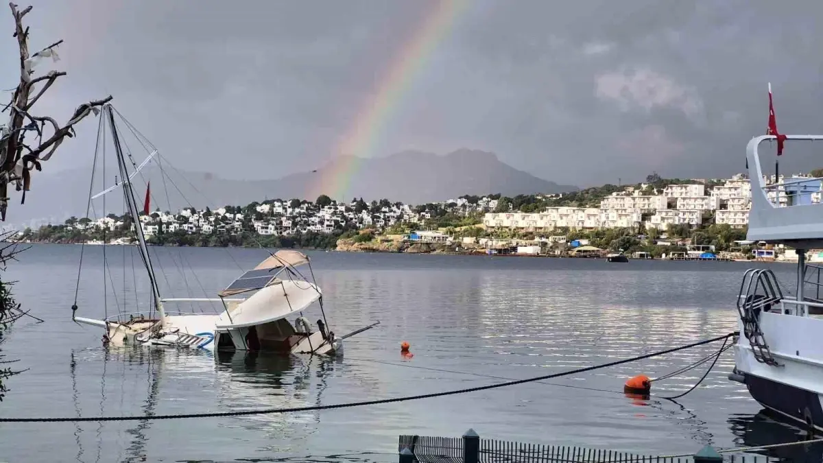 Bodrum\'da Yağmur ve Gökkuşağı