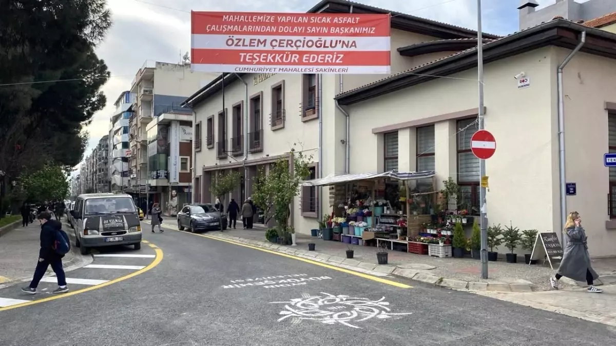 Cumhuriyet Caddesi\'nde Yol Yenileme Çalışmaları Tamamlandı