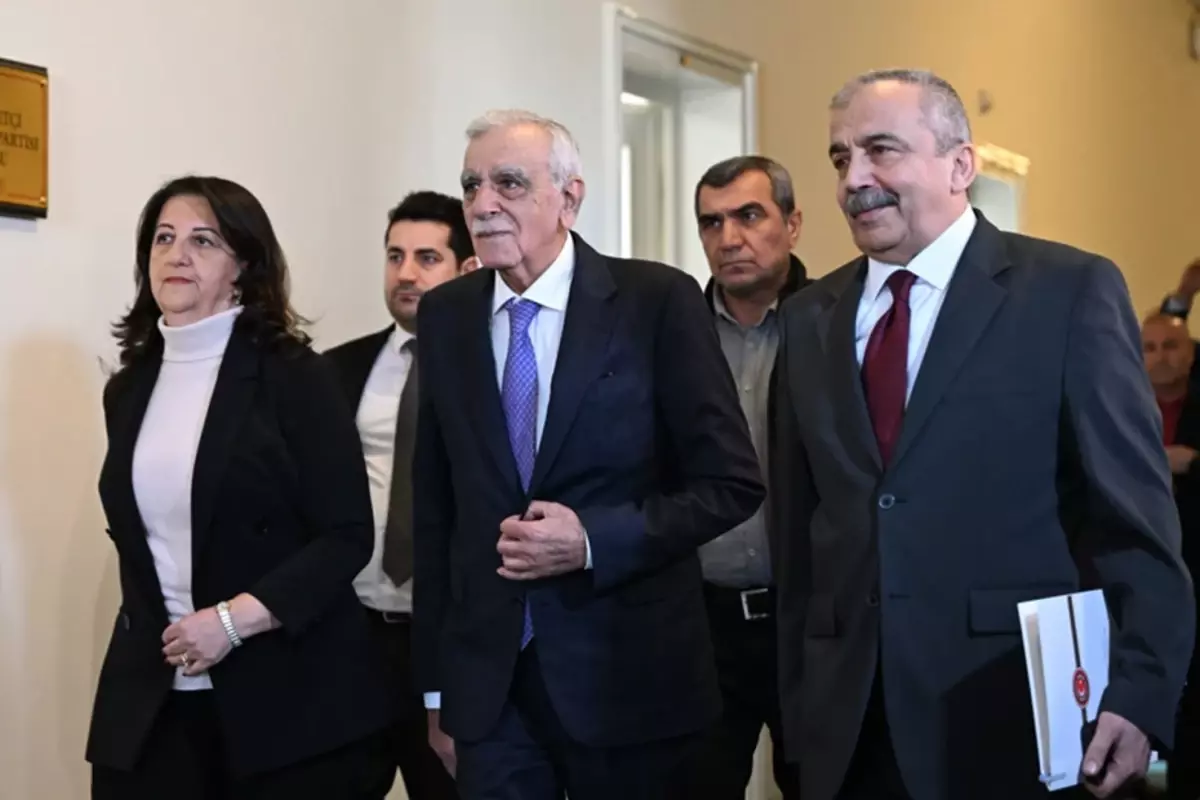 DEM Parti heyetinin Abdullah Öcalan ile İmralı\'daki ikinci görüşmesi sona erdi