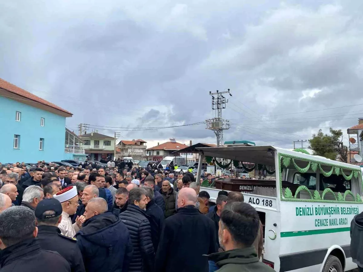 Traktör Kazasında Hayatını Kaybeden Hüseyin Yıldız Son Yolculuğa Uğurlandı