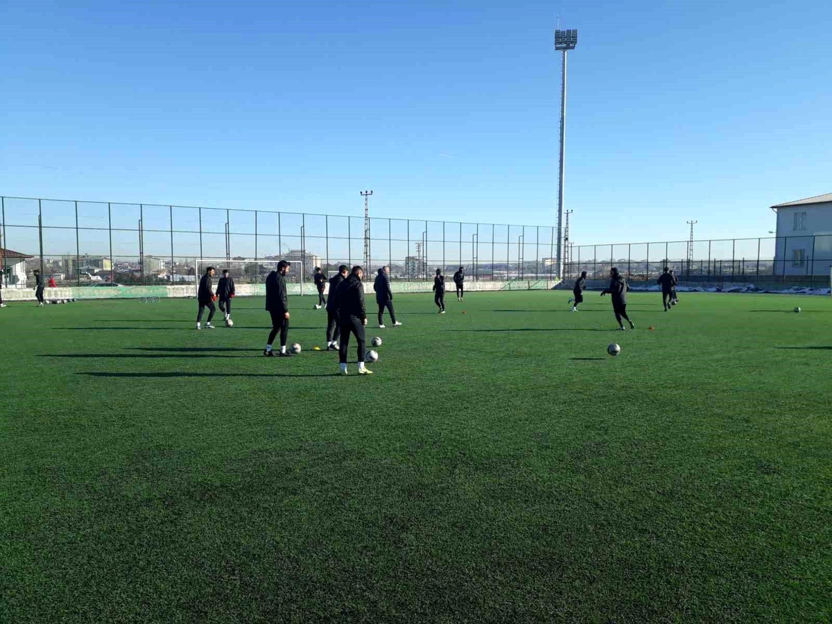 Kars 36 Spor, Ünye 1957 Spor Maçına Hazırlanıyor