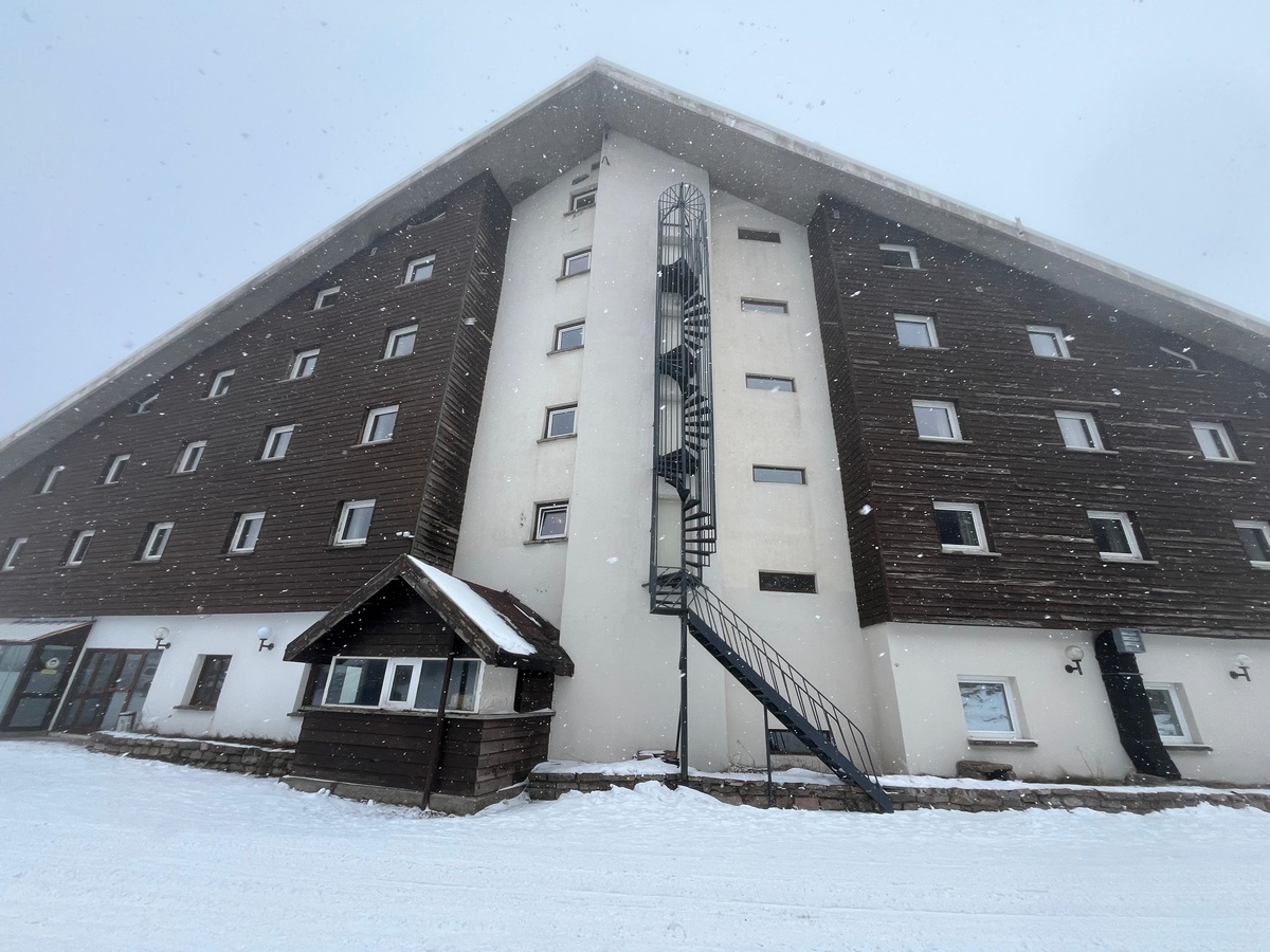 Bolu\'daki Grand Kartal Otel\'de Yangın Faciası: 76 Kişi Hayatını Kaybetti