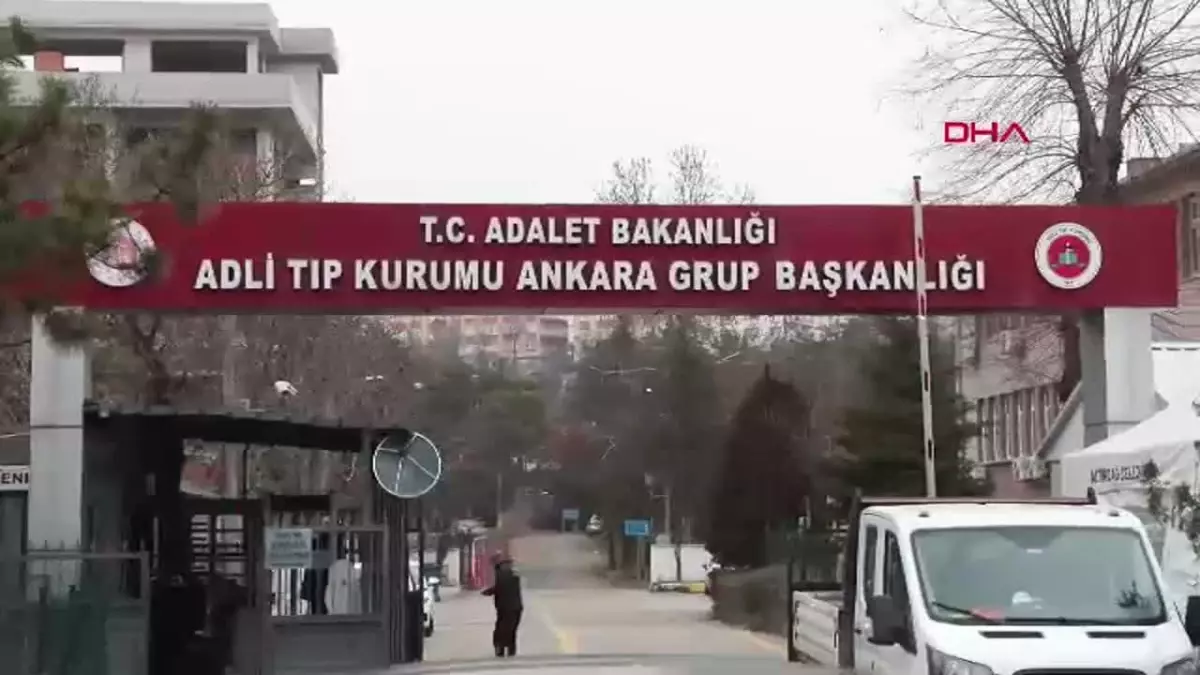 Bolu\'daki Yangında Aşçı Esra Nazik Hayatını Kaybetti