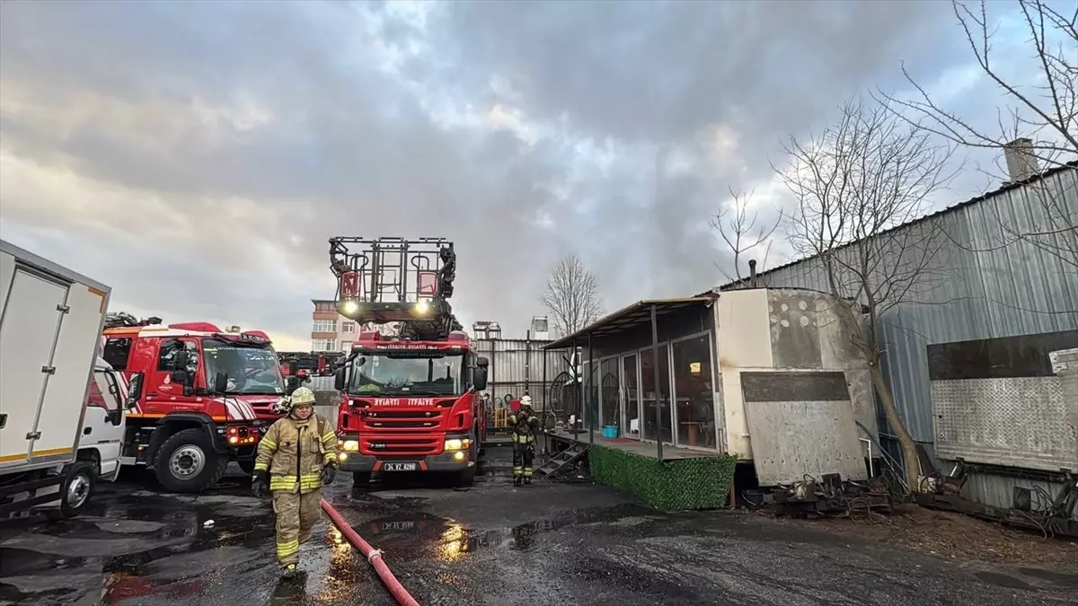 Maltepe\'de Yangın Söndürüldü