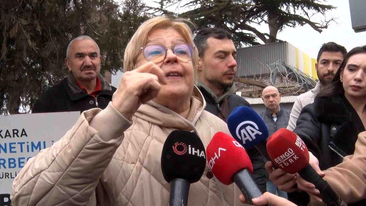 Bolu\'da Otel Yangını: Aileler Yıkıldı