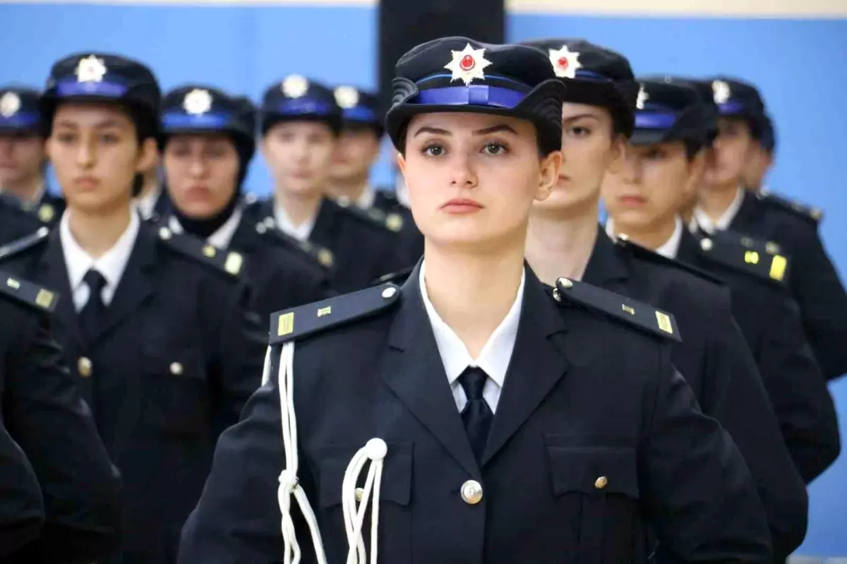 Şehit polis memuru Şeyda Yılmaz\'ın polislik sınavına girdiği salona adı verildi