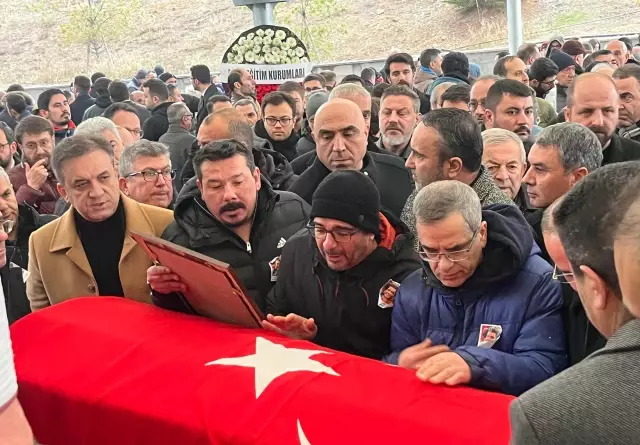 Bolu'daki yangında ölen iki arkadaş, yardım için tekrar otele girmiş