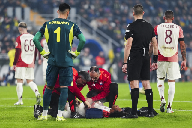 Fenerbahçe, Lyon ile 0-0 berabere kaldı