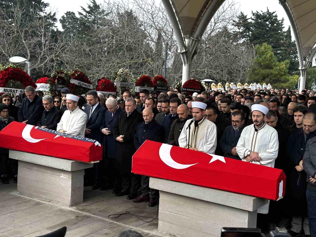 Kartalkaya Yangınında Hayatını Kaybeden Sporcu ve Annesine Veda