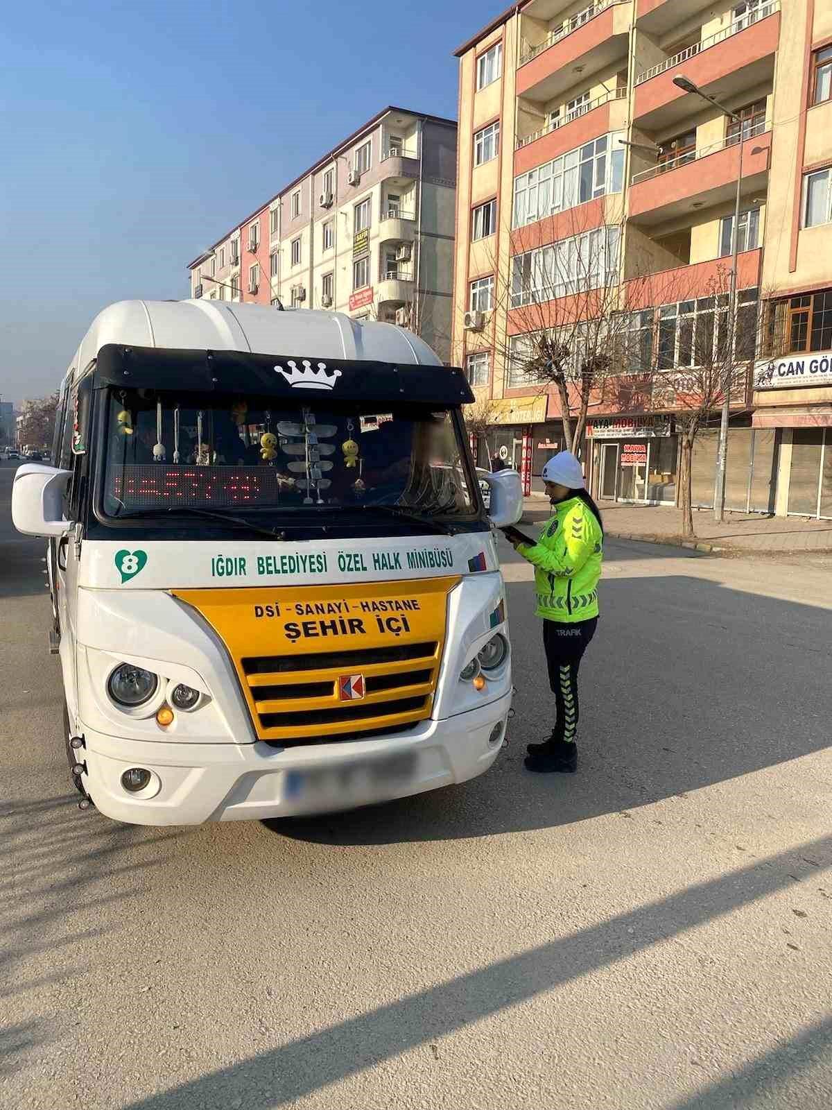 Iğdır\'da Trafik Denetimi: Ceza Uygulandı
