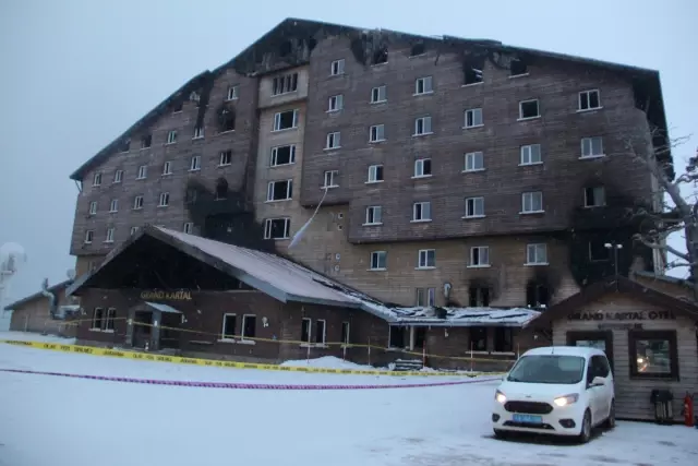 Kartalkaya'da yangın faciasının yaşandığı otel mühürlendi