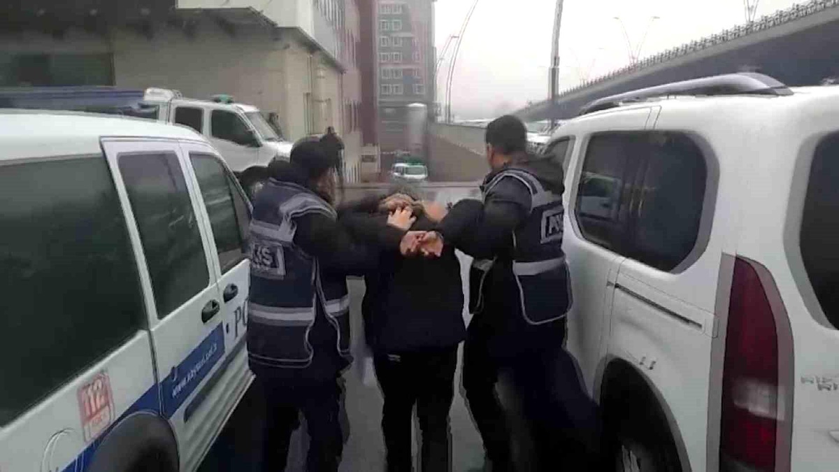 Kayseri\'de Hırsızlık Zanlısı Yakalandı
