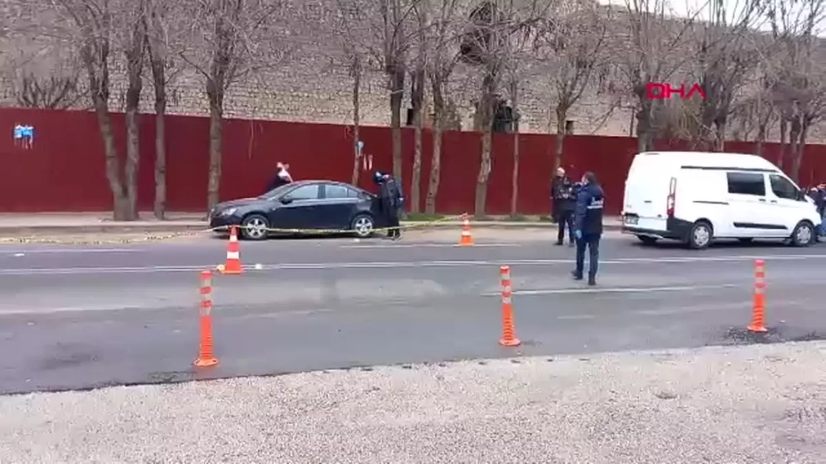 Diyarbakır\'da Silahlı Saldırı: Tuncay Tatlı Hayatını Kaybetti