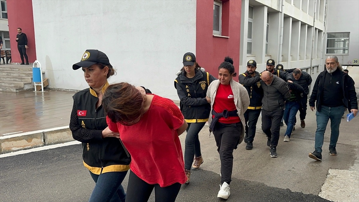 Adana\'da Kadın Cinayetinde 3 Tutuklama
