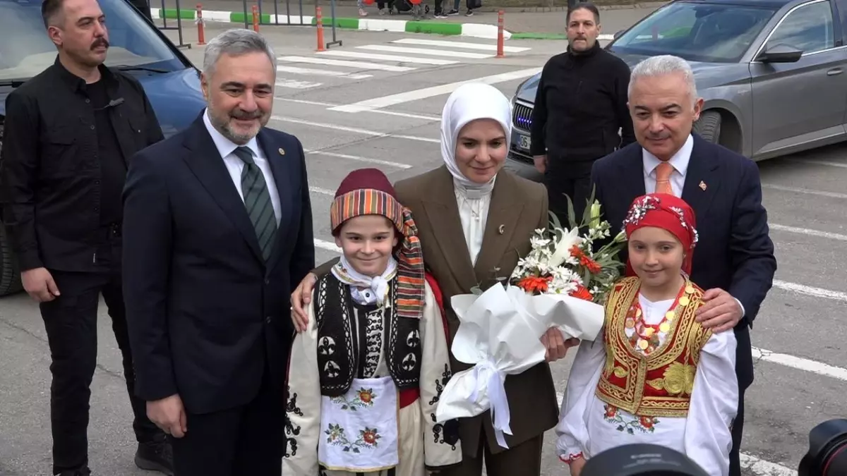 Bakan Göktaş Kırklareli\'nde Ziyaretlerde Bulundu