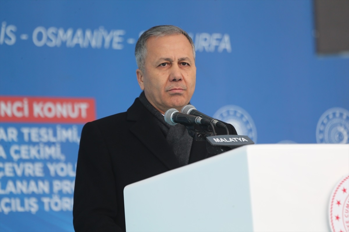Bakan Yerlikaya, Malatya\'da 201 bininci konutun teslim ve toplu açılış töreninde konuştu Açıklaması