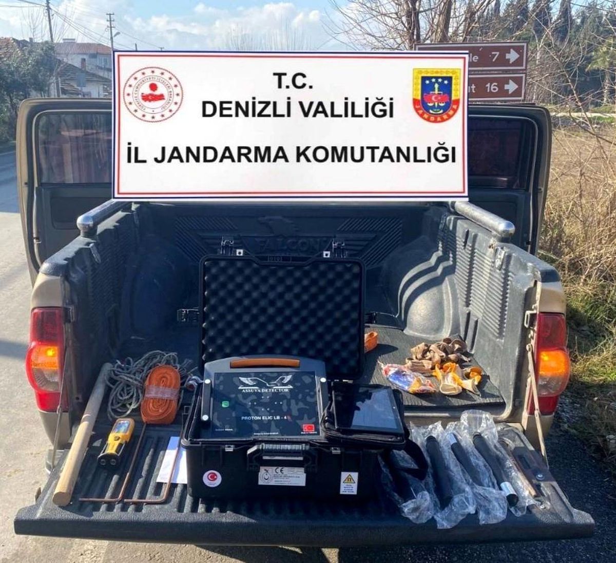 Denizli\'de Kaçak Kazı Operasyonu