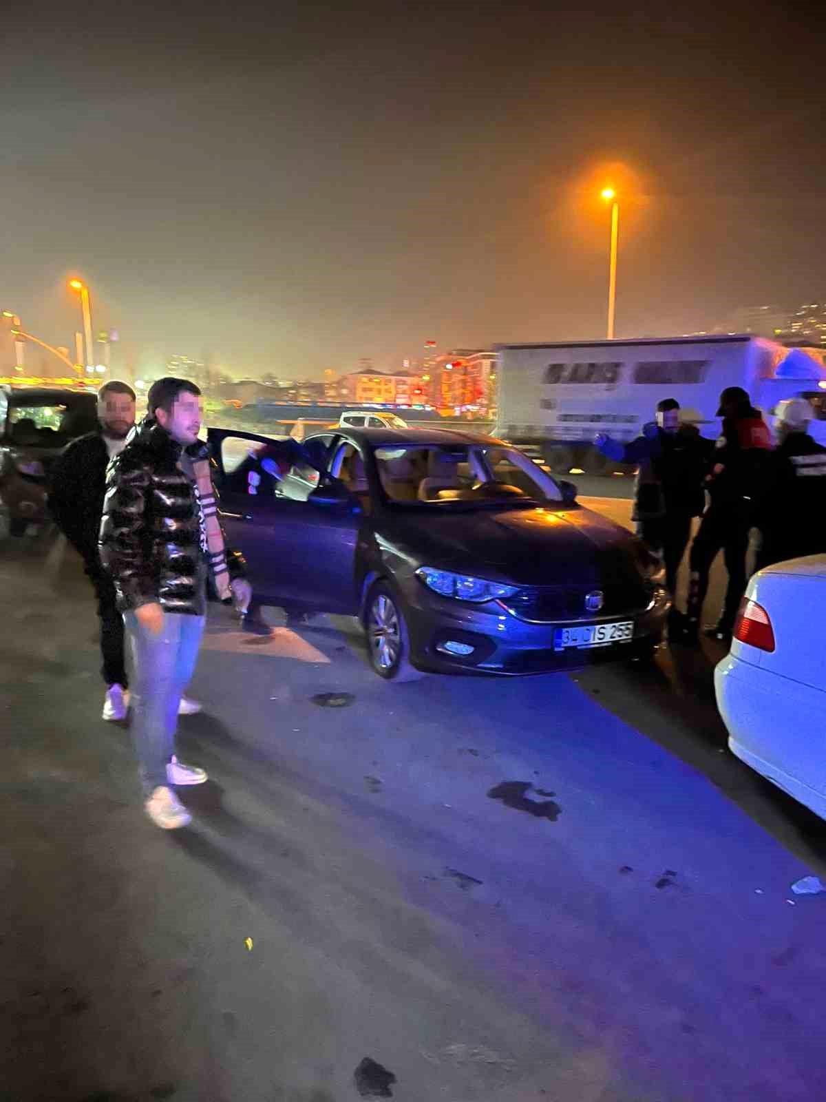 Esenyurt\'ta Uyuşturucu Operasyonu: 8 Gözaltı