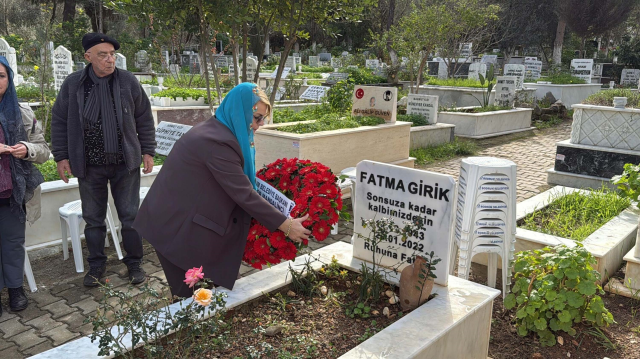 Fatma Girik, mezarı başında anıldı