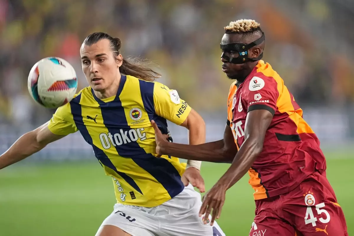 Galatasaray ve Fenerbahçe 10 günde 3 kere oynayabilir