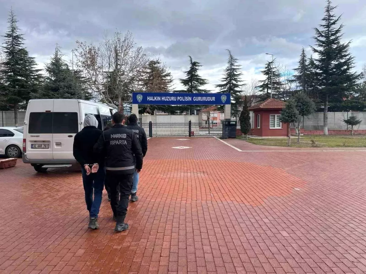 Isparta\'da Uyuşturucu Operasyonları: 19 Tutuklama