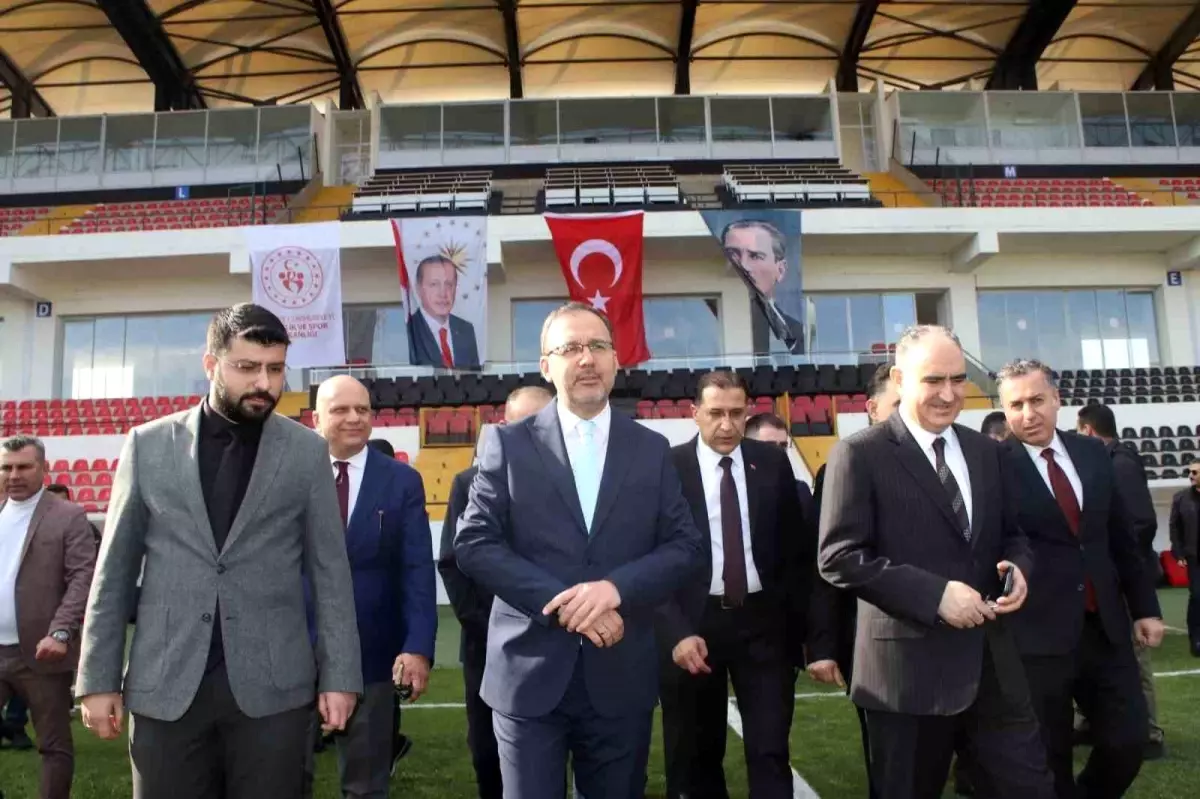 Turgutlu Şehir Stadyumu İlk Maçına Hazırlanıyor