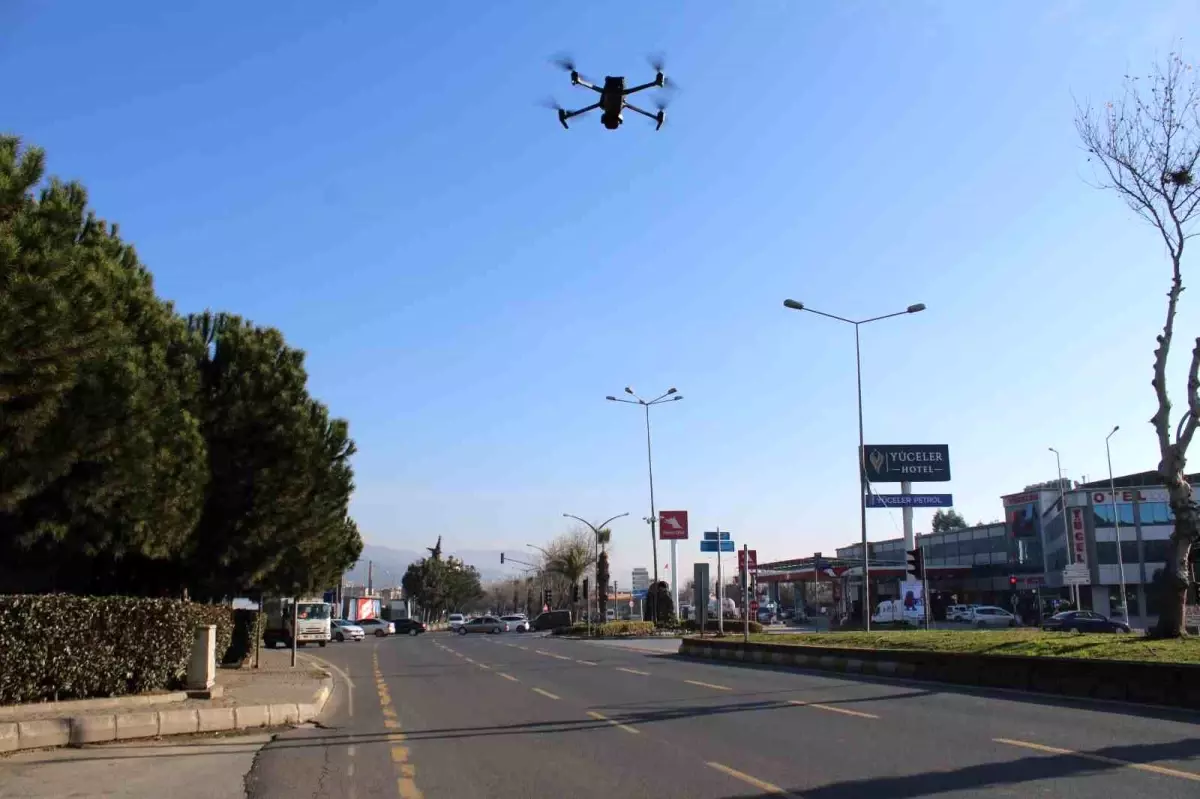 Drone ile Trafik Denetimi: 25 Sürücüye Ceza