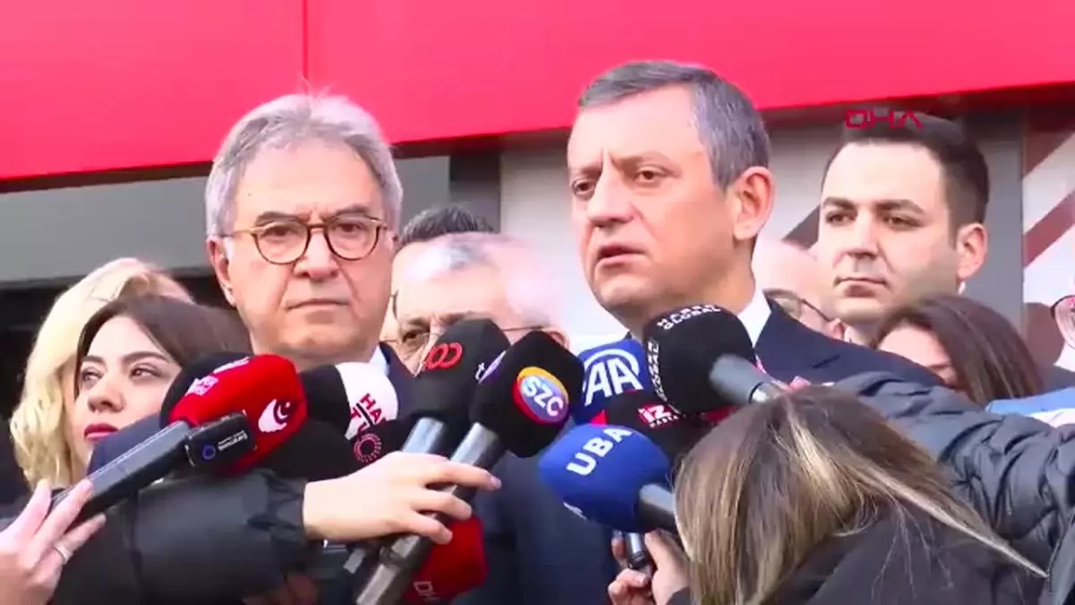 Özgür Özel: Ümit Özdağ, partisinin başına geçecek