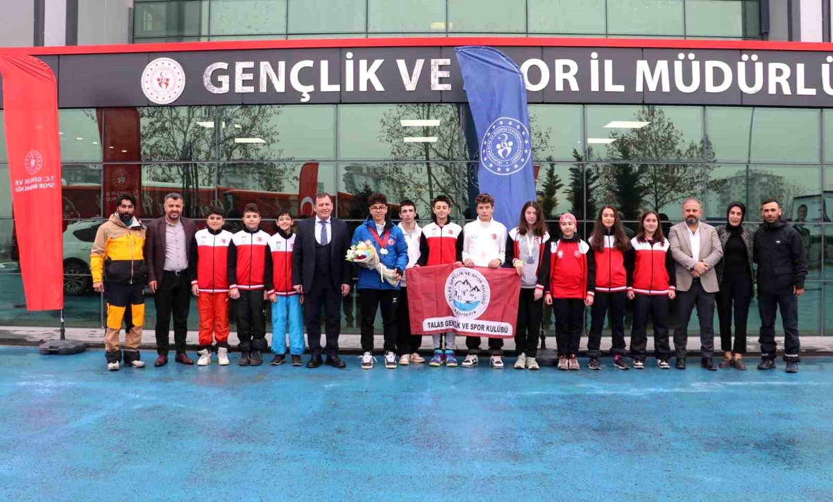Ömer Faruk Deliktaş Kayseri\'de Coşkuyla Karşılandı