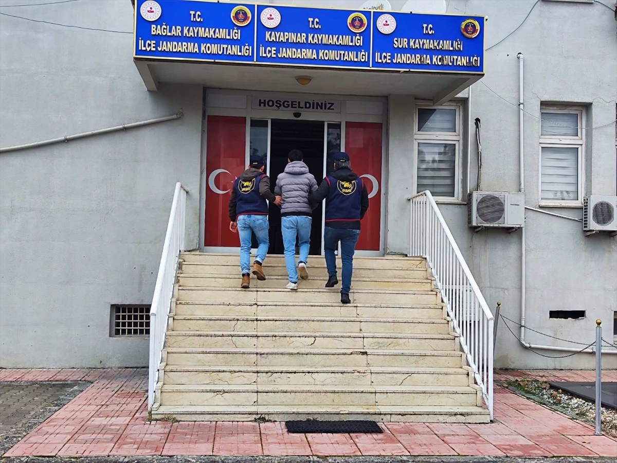 Diyarbakır\'da Firari Hükümlüler Yakalandı