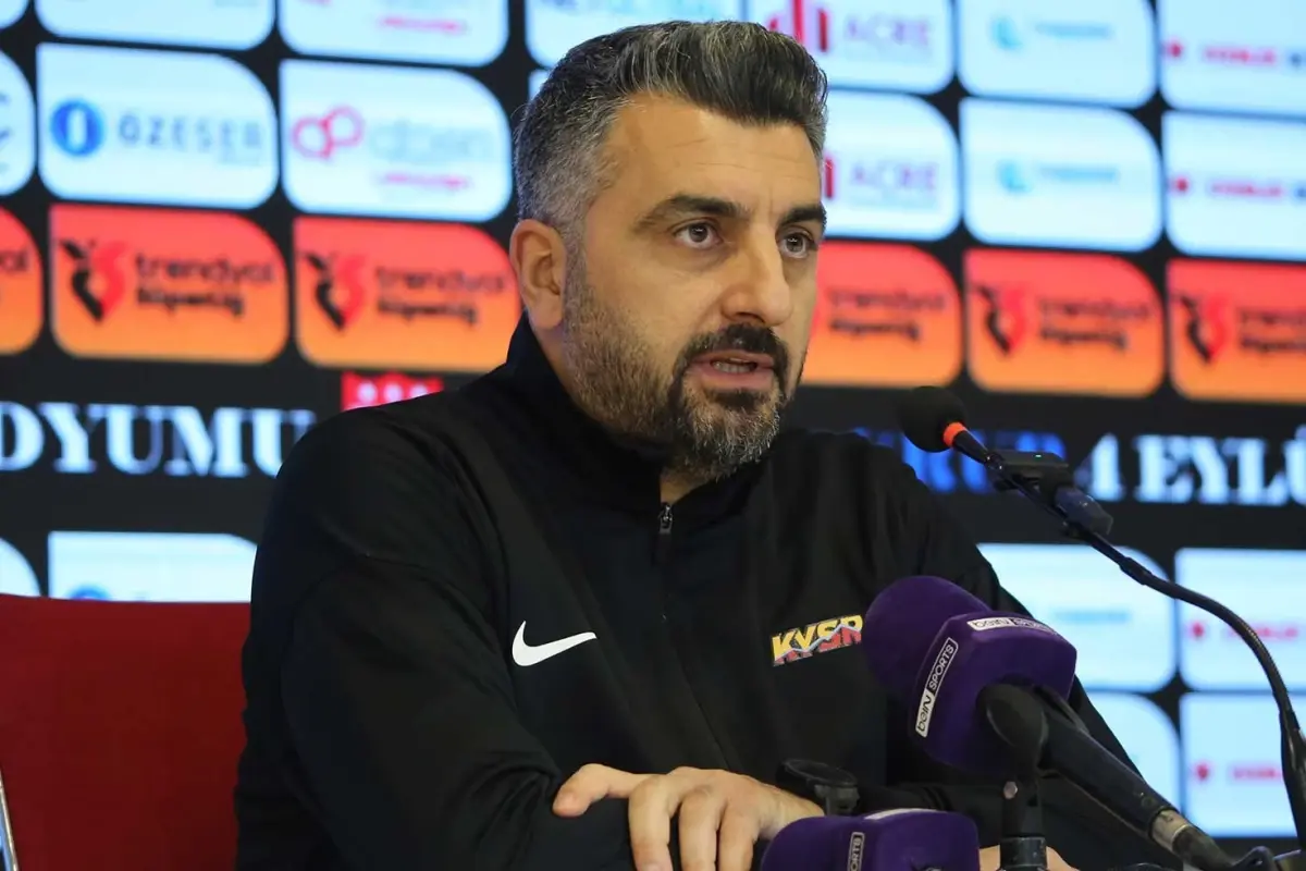 Kayserispor, teknik direktör Sinan Kaloğlu ile yollarını ayırdı