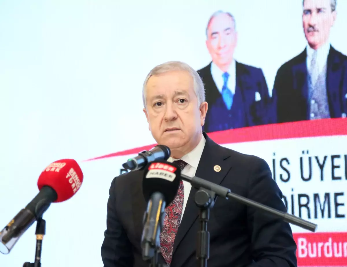 MHP\'den Terörle Mücadele ve Yolsuzluk Eleştirisi