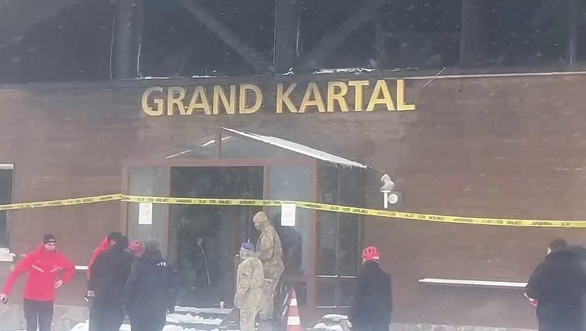 Bolu\'daki Otel Yangını Soruşturması Devam Ediyor