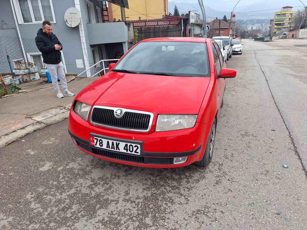 Karabük\'te Otomobil Çocuğa Çarptı
