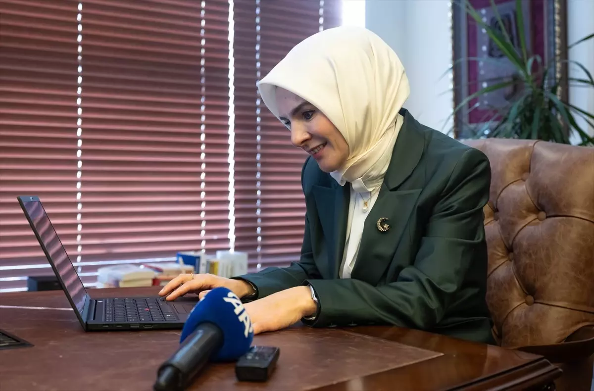 Bakan Göktaş\'tan Yılın Kareleri Oylaması